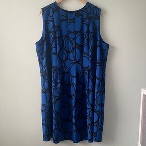 Anne Klein Blue and Black Geometric Midi Dress with pockets!